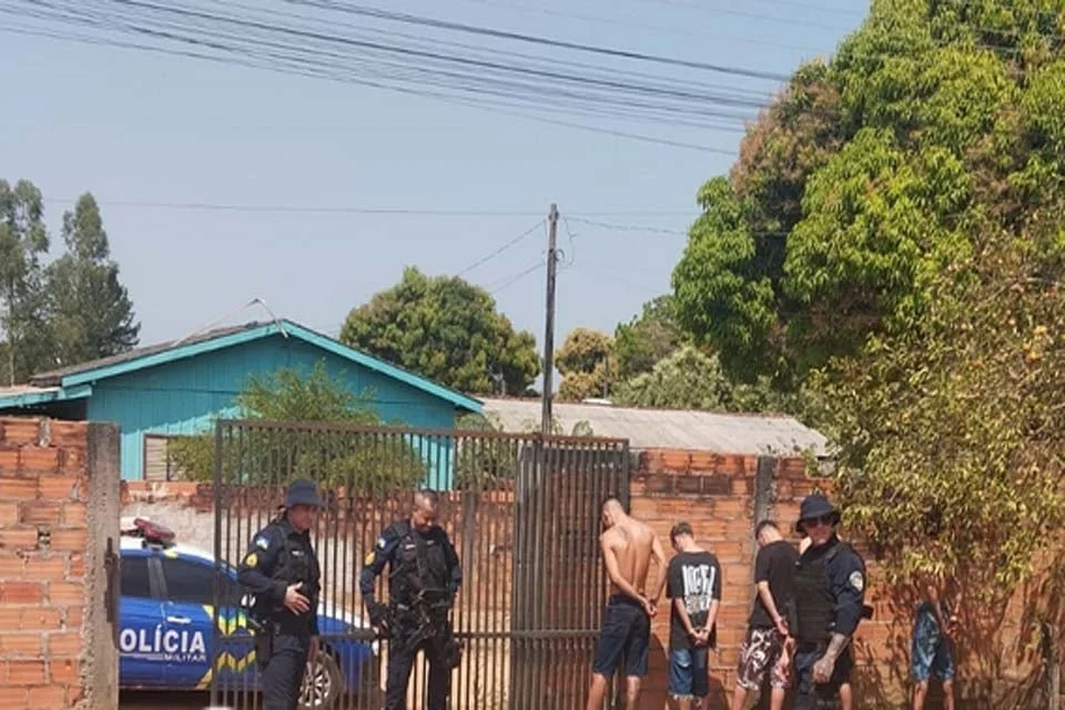 PM realiza operação contra o tráfico e facções criminosas em Presidente Médici