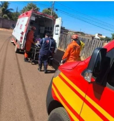 Mulher tem braço esmagado por máquina de fazer pão