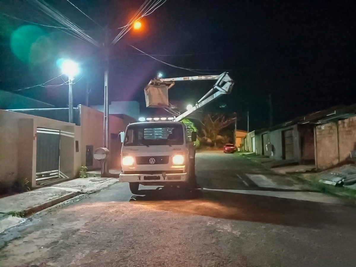 Manutenção da iluminação pública é intensificada em Ji-Paraná