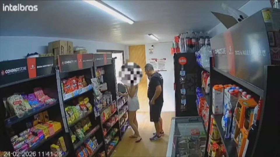 VÍDEO: polícia investiga homem por importunação sexual contra adolescente de 14 anos